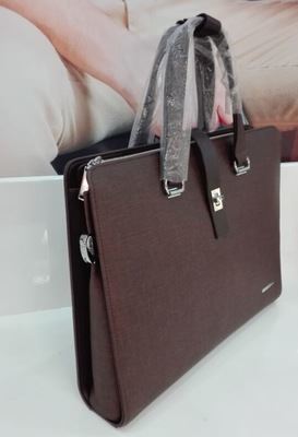 電腦包 定制 真皮公文包 公文包廠家 男士高檔公文包定做 商務(wù)公文包加工定制-深圳市永寧皮具箱包提供電腦包 定制 真皮公文包 公文包廠家 男士高檔公文包定做 商務(wù)公文包加工定制的相關(guān)介紹、產(chǎn)品、服務(wù)、圖片、價(jià)格深圳市永寧皮具箱包、高爾夫球包、高爾夫衣物包、高爾夫航空包、高爾夫練習(xí)袋、高爾夫支架包、高爾夫球桿包、高爾夫球槍包、運(yùn)動(dòng)包、背包、電腦包、公文包、旅行包、登山包、禮品包、工具箱