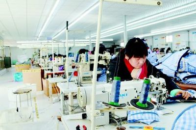 鄉(xiāng)村小車(chē)間 產(chǎn)品出國(guó)門(mén)