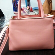 上海亦春箱包廠 專業(yè)箱包加工服務(wù)與行業(yè)優(yōu)勢解析